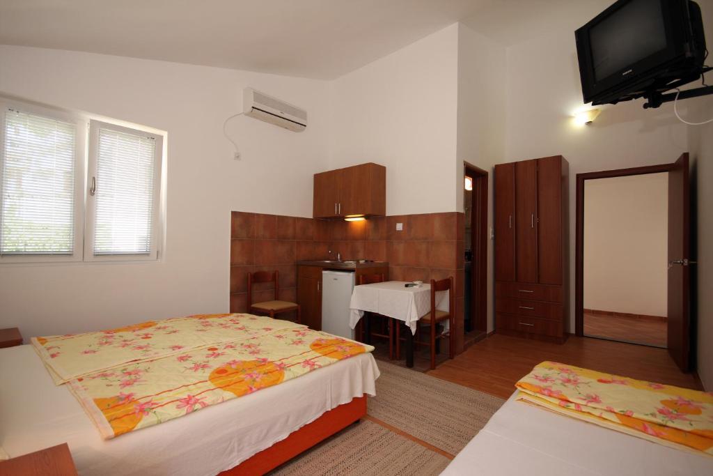 Apartments Raicevic Budva Habitación foto